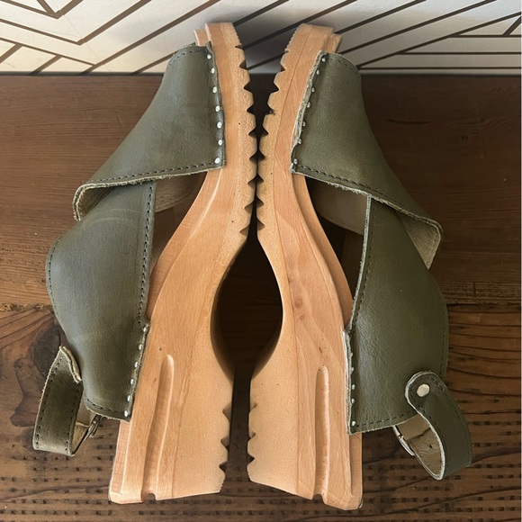 Troentorp Olive Leather Clog Sandals - Picture 6 of 6